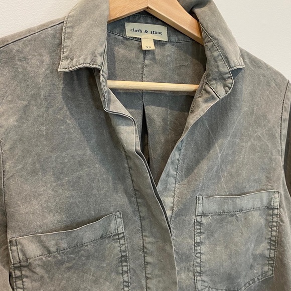 Cloth & Stone Utility Button Down Shirt by @anthropologie - Picture 3 of 3